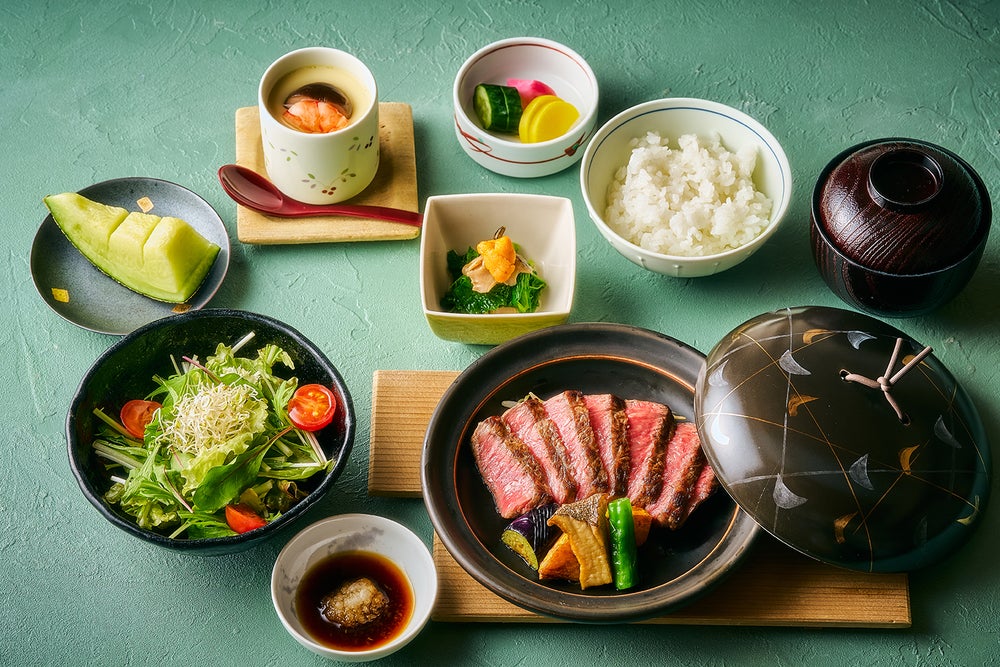 うす切りステーキ御膳