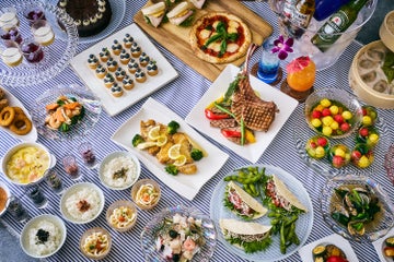 お夜食ブッフェ