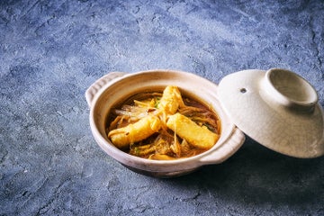 鮟鱇（あんこう）と春雨の煮込み 土鍋仕立て