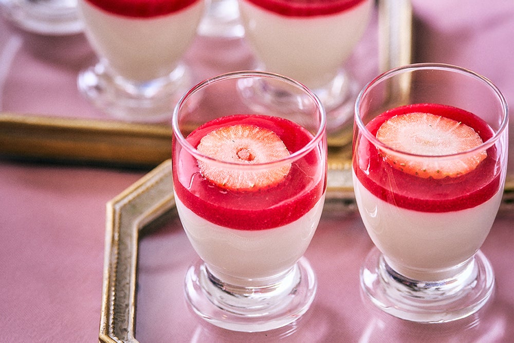 パンナコッタ ストロベリーソース